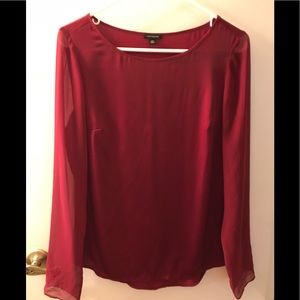 Ann Taylor silky satin cranberry top/mesh sleeves